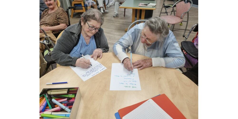 Image de À l’Ehpad Marthe-Richard, les seniors prennent la plume pour raconter la cuisine de leur enfance