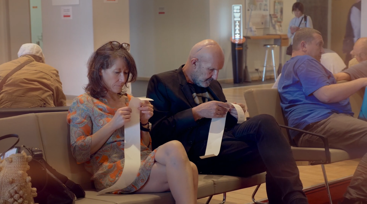 lecture à l'hôpital